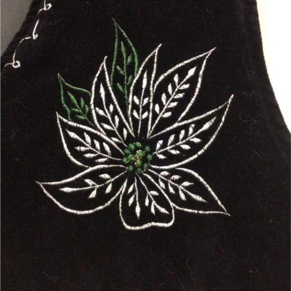 Bobbie Brooks Woman Vintage Velour Christmas Vest, Black, size 18W/20W - Picture 5 of 6